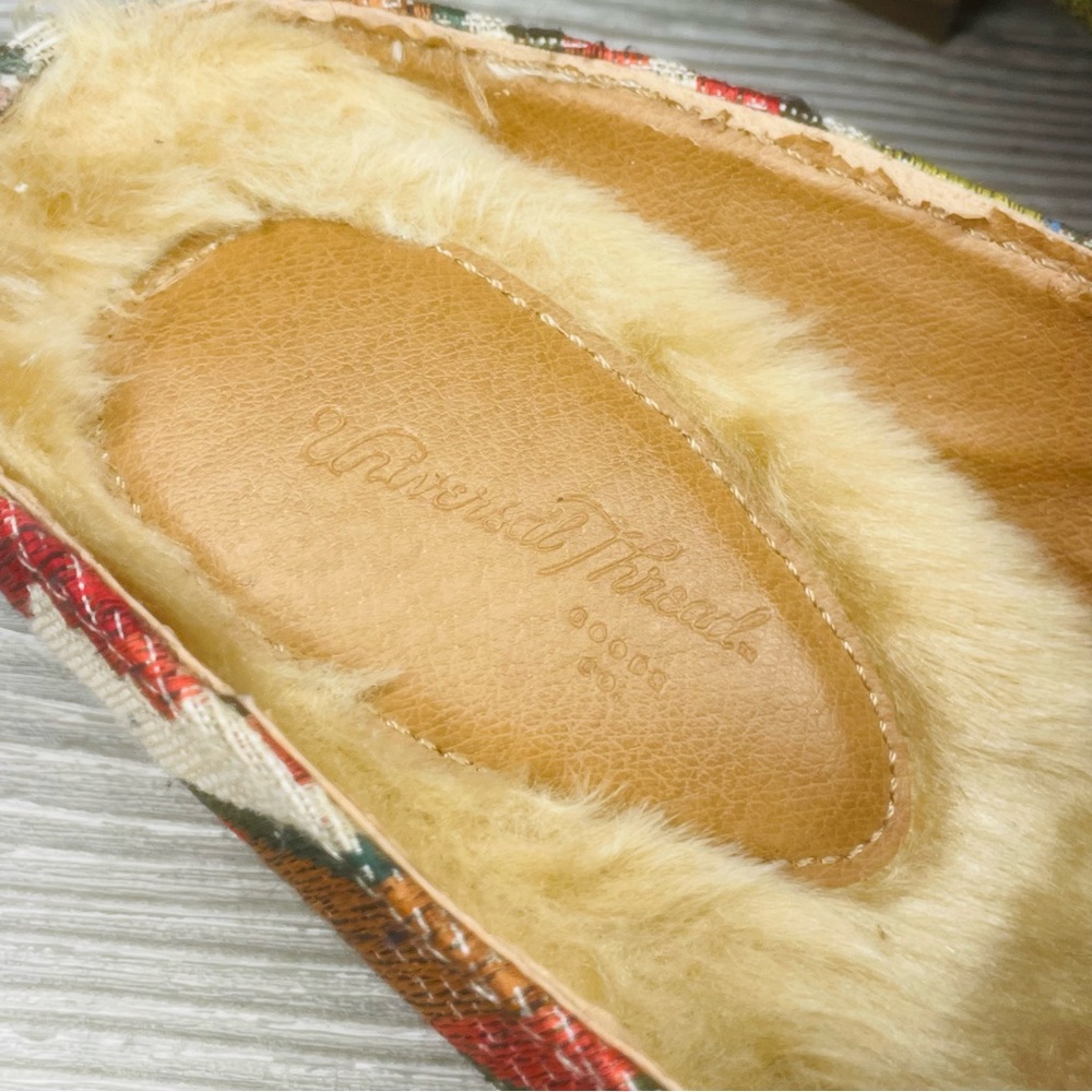 Universal Threads Mules Slides Woman’s 7 Aztec Ta… - image 4